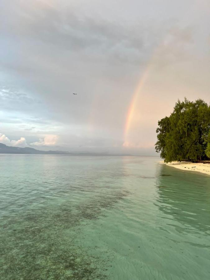 Wai Resort - Raja Ampat Pulau Birie Eksteriør bilde
