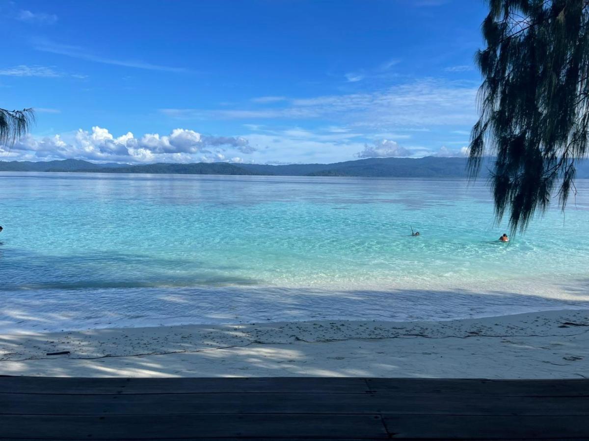 Wai Resort - Raja Ampat Pulau Birie Eksteriør bilde